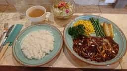 カフェ ガウディ