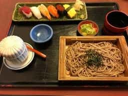 やじろべえ 小牧南店