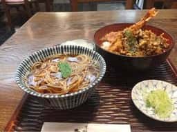 秀福そば店