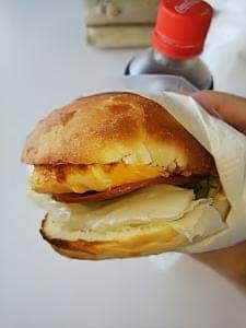 からつバーガーとコーヒーの店 唐津うまかもん市場店