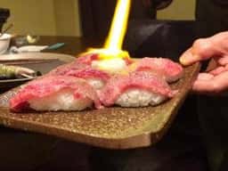 炭火焼肉 七福