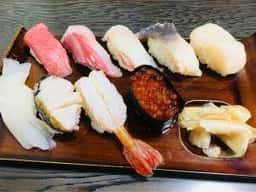 勝栄鮨
