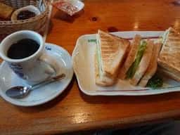コメダ珈琲店 豊橋三本木店