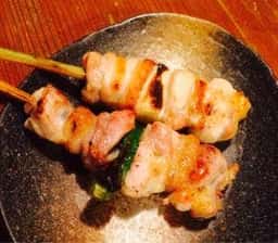 炭火やきとりとりこころ