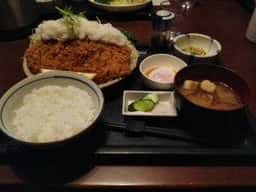 とんかつおいしんぼ