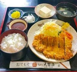 とんかつ大富士