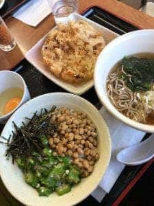 山田うどん 元八王子店