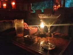 Le Bar