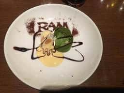 カフェ ド ラム 東バイパス店