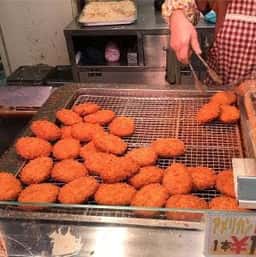 内山精肉店