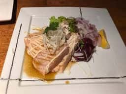 穴GURA