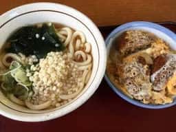 山田うどん 大間木店