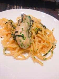 牡蠣とワイン 大曽根oysters