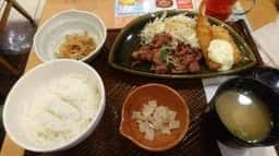 ガスト 綾瀬店