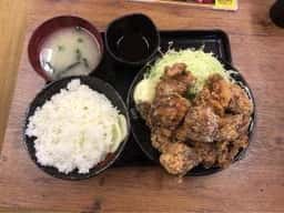 伝説のすた丼屋 米沢春日店