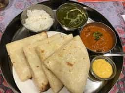 ネパール・インド料理 ロータスダイニング