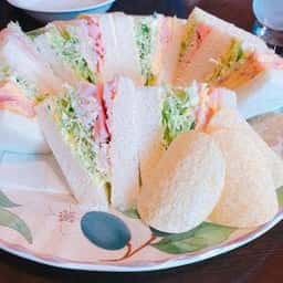 珈琲舎 とむ