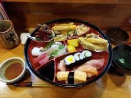 すし広