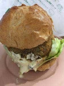 THIS 伊豆 SHIITAKE バーガーキッチン