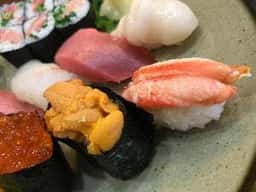 すし角