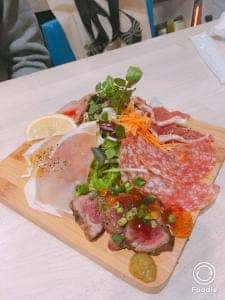 蒲田肉バル肉カフェ カルネキッチン