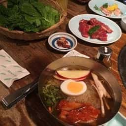 青磁 小山店