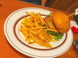 SUN DOVE DINER