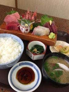 大衆割烹 出羽