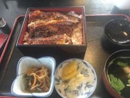 三心亭 おいがた