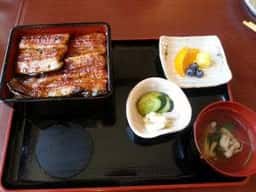 丸平川魚店