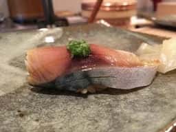 鮨割烹とと