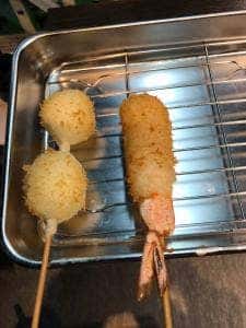 笑良う