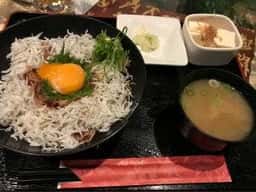 笑笑 熱海駅前店