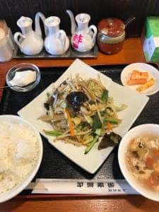 栄楽飯店
