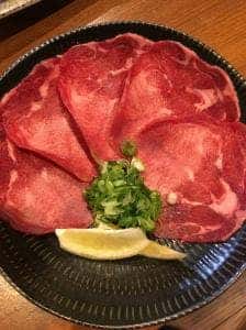 焼肉 てっぺん 頂