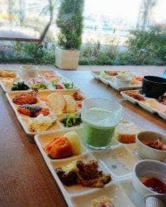 海辺のビュッフェ はとばキッチン