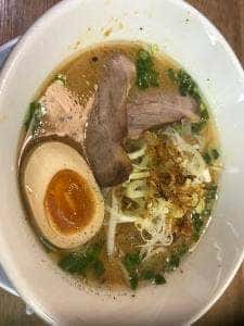 背脂醤油ラーメン まる星 開成店