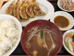 横堀餃子