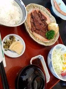 青山レストラン