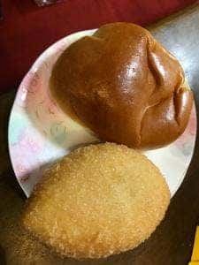 ベーカリー クリームパン