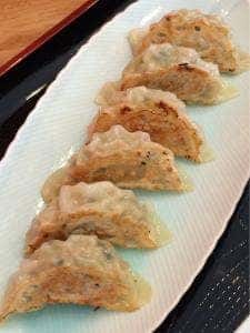 リナーズ餃子