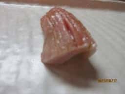 なかたに