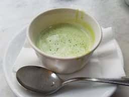 マザームーンカフェ 三宮本店