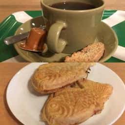 コーヒーとタイヤキのカラク