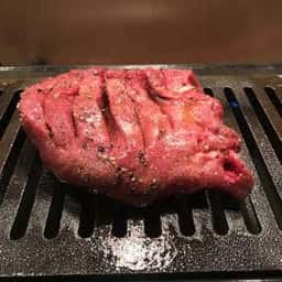牛肉商 牛旬三郎 別館