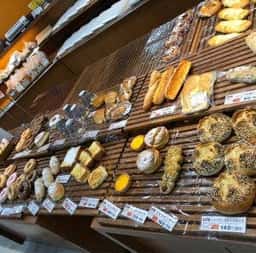 オギノ御殿場店 焼きたてベーカリーperle