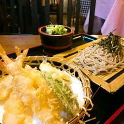 こまどりうどん 井尻店