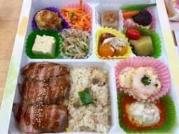 野菜農家のおかず屋さん