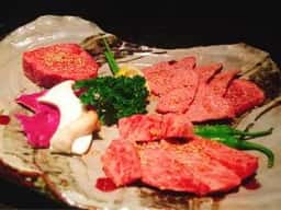 炭火焼肉 皇亭