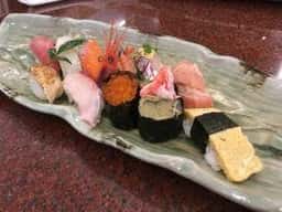 寿司本舗 たまや